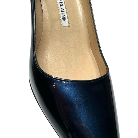 Manolo Blahnik | BB 50 Kitten Heel Pumps Navy Metallic Patent Leather 39.5 NEW - Picture 14 of 15